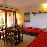 Exclusive Sea View Escape In *