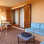 Exclusive Sea View Escape In *