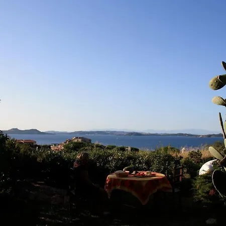 Exclusive Sea View Escape In Baja Sardinia 公寓