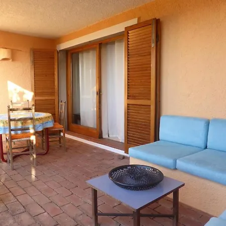 Exclusive Sea View Escape In *